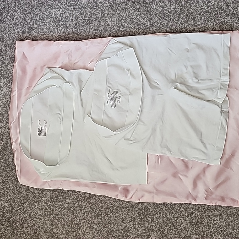 Lot of 2 shimmie shorts